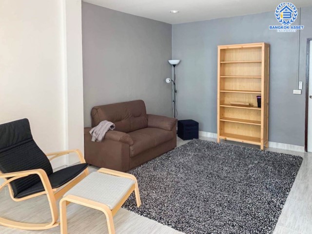 *****อาคารพาณิชย์มือสอง สวนธนวิลล่า ประชาอุทิศ หลังมุม! เนื้อที่กว้าง 16 ตร.ว. ฟังก์ชัน 4 ห้องนอน 3 ห้องน้ำ 1 ที่จอดรถ ภายในตกแต่งสวย ดูทัยสมัย พื้นที่ใช้สอยเยอะ มาพร้อมราคาสุดคุ้ม! ตั้งอยู่บนทำเลเดินทางสะดวกสบาย เชื่อมต่อถนนประชาอุทิศ ถนนราษฎร์บูรณะ ถนนเจริญกรุง ถนนพระราม3 จองด่วน!